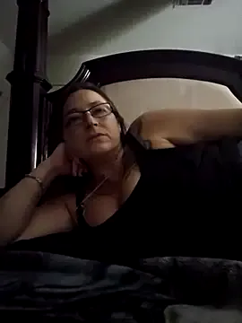 BabeBeth40 – webcam model profile photo Image 18