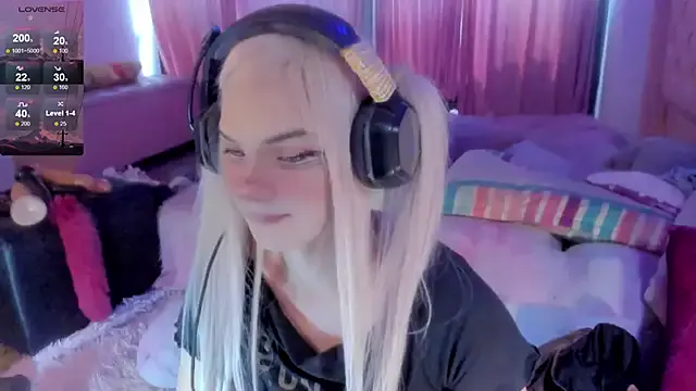 blondeangel_4u2 – webcam model profile photo Image 19