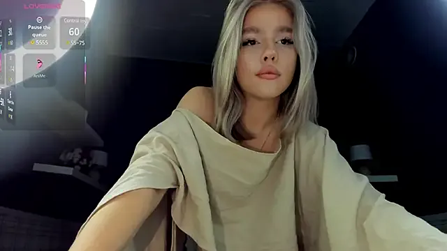 KarolinaMilf – webcam model profile photo Image 6
