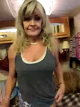 Jules_Anderson – webcam model profile photo Image 17