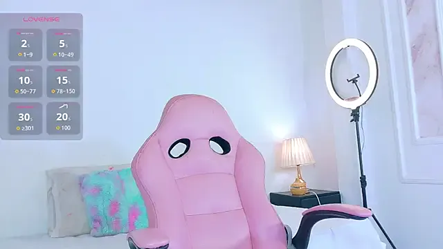 blondeangel_4u2 – webcam model profile photo Image 13