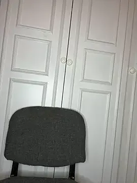 sexlove12002 – webcam model profile photo Image 2