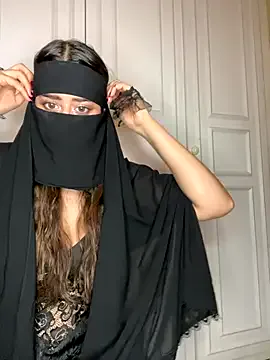 sexlove12002 – webcam model profile photo Image 3