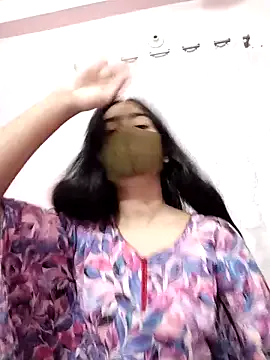 pintsizedblonde – webcam model profile photo Image 10