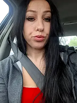 British_EmJess – webcam model profile photo Image 13