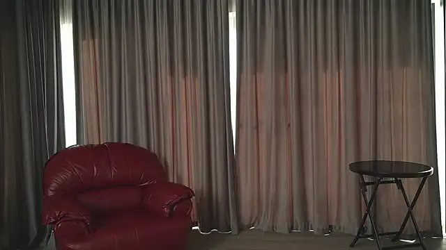 DeadButterfly – webcam model profile photo Image 12