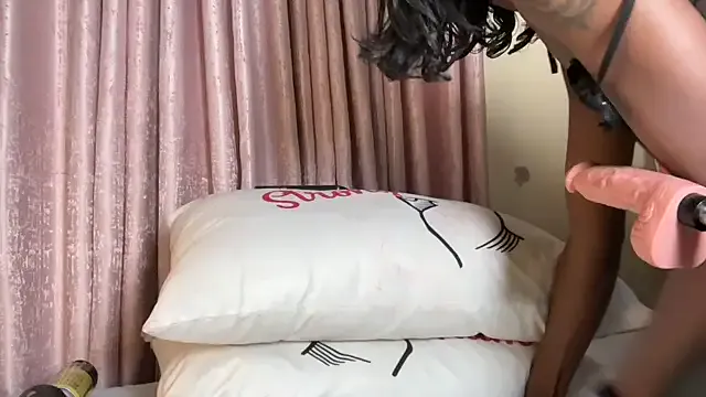 AudreySpanksFuck- Image 7