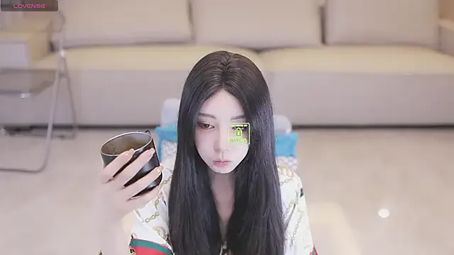 LeilaNightova – webcam model profile photo Image 2