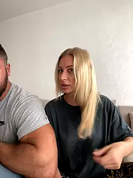 BlondeScarlettx – webcam model profile photo Image 10