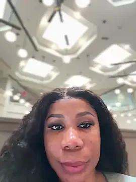 SusyBlair – webcam model profile photo Image 2