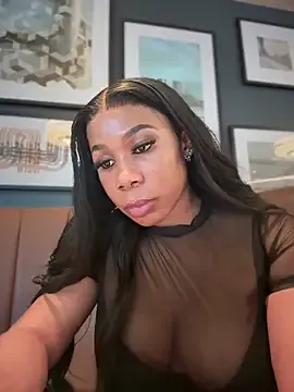 SusyBlair – webcam model profile photo Image 9