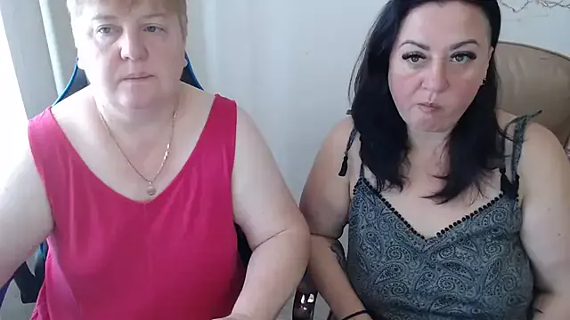 HotHoneyChile – webcam model profile photo Image 7
