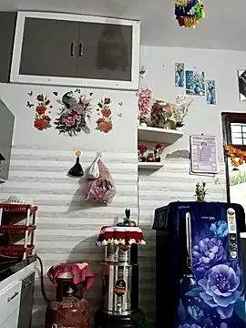 LizzieGreyX – webcam model profile photo Image 4