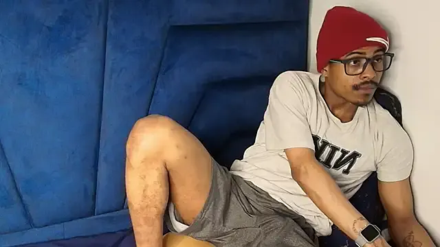 str8gaywannaplay – webcam model profile photo Image 14