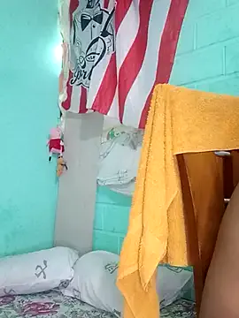 pintsizedblonde – webcam model profile photo Image 13