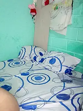 pintsizedblonde – webcam model profile photo Image 15