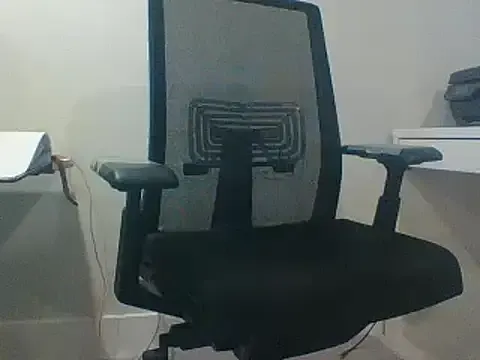 British_EmJess – webcam model profile photo Image 8