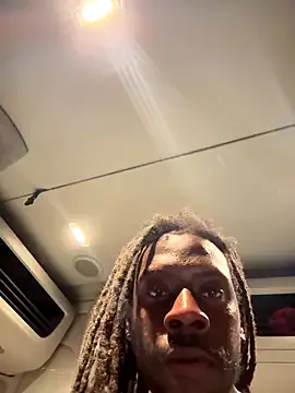 mattiestreams69 – webcam model profile photo Image 4