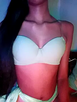 MarilynRainbow – webcam model profile photo Image 5