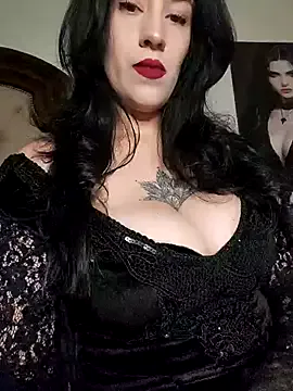 Miqibaob – webcam model profile photo Image 10