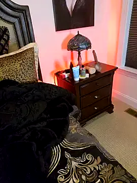 Miqibaob – webcam model profile photo Image 7