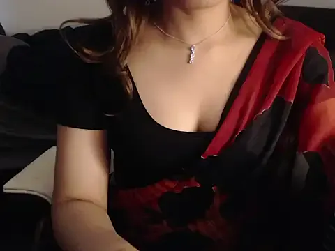 VictoriaMorrone – webcam model profile photo Image 6