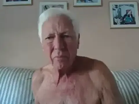 blondeangel_4u2 – webcam model profile photo Image 18