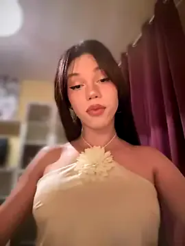 KateDivineUK – webcam model profile photo Image 8
