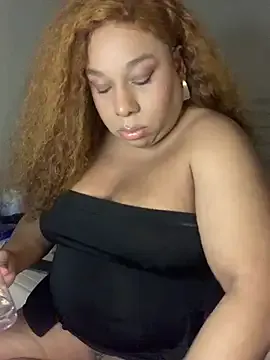 Nana__ch – webcam model profile photo Image 7