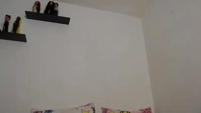 milla_milla – webcam model profile photo Image 18