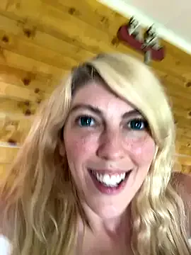 lissazmark2 – webcam model profile photo Image 4