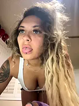 VictoriaMorrone – webcam model profile photo Image 13