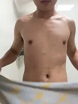 SashaVaughn – webcam model profile photo Image 13