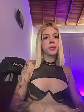 naomigomezz – webcam model profile photo Image 4