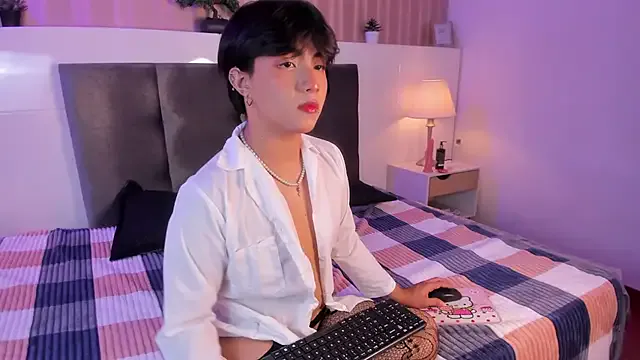 CleoLangley – webcam model profile photo Image 12