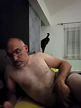 timotti18 – webcam model profile photo Image 2