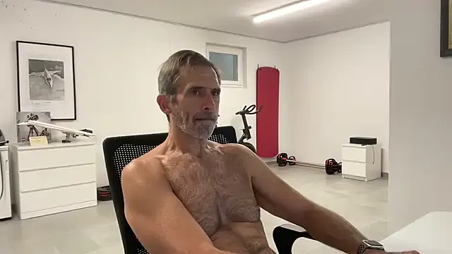 shoma2003 – webcam model profile photo Image 4