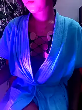 TyleneBuck – webcam model profile photo Image 14