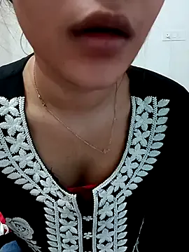 British_EmJess – webcam model profile photo Image 16