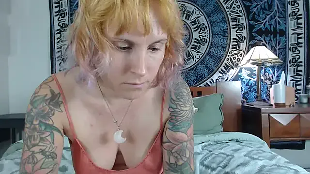 MissScarlett_xx – webcam model profile photo Image 14
