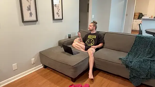 KateDivineUK – webcam model profile photo Image 7