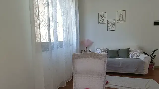 TatianaBlonde – webcam model profile photo Image 5