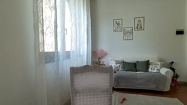 TatianaBlonde – webcam model profile photo Image 8