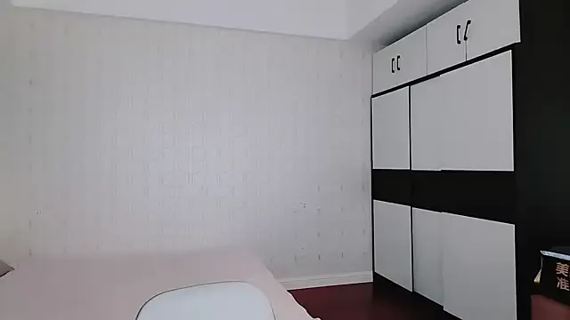 1pushman – webcam model profile photo Image 12