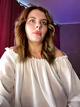 blondeambitionnn – webcam model profile photo Image 9