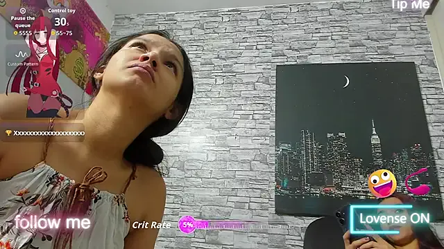 zui_lu – webcam model profile photo Image 12