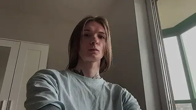 Libely – webcam model profile photo Image 11