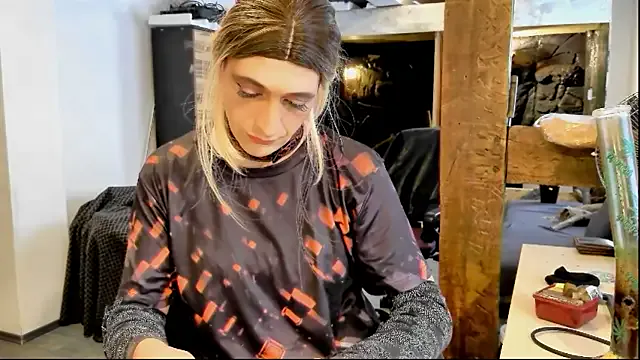 alana15 – webcam model profile photo Image 7