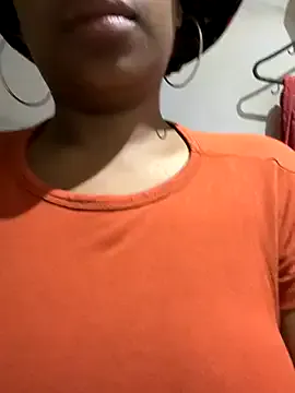 SusyBlair – webcam model profile photo Image 8