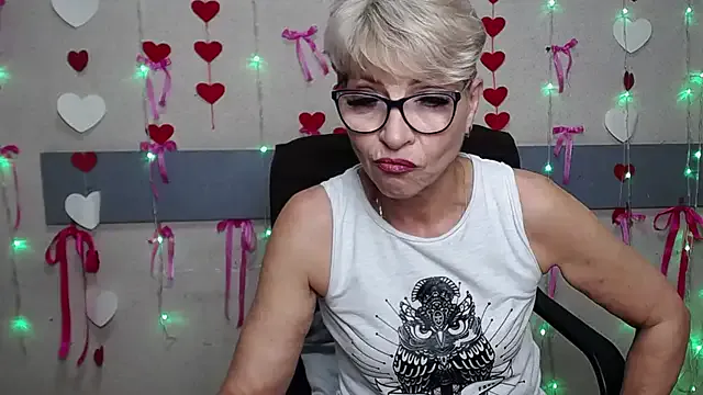 MarilynRainbow – webcam model profile photo Image 10